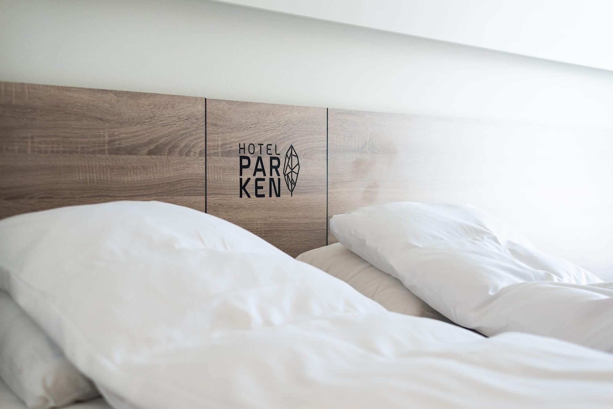 Thon Partner Hotel Parken Kristiansand Bagian luar foto